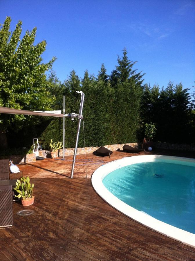 In Con Piscina - Mhateria Relais